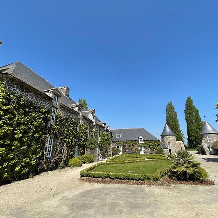 Manoir De La Begaudiere Mont-Dol 객실 사진