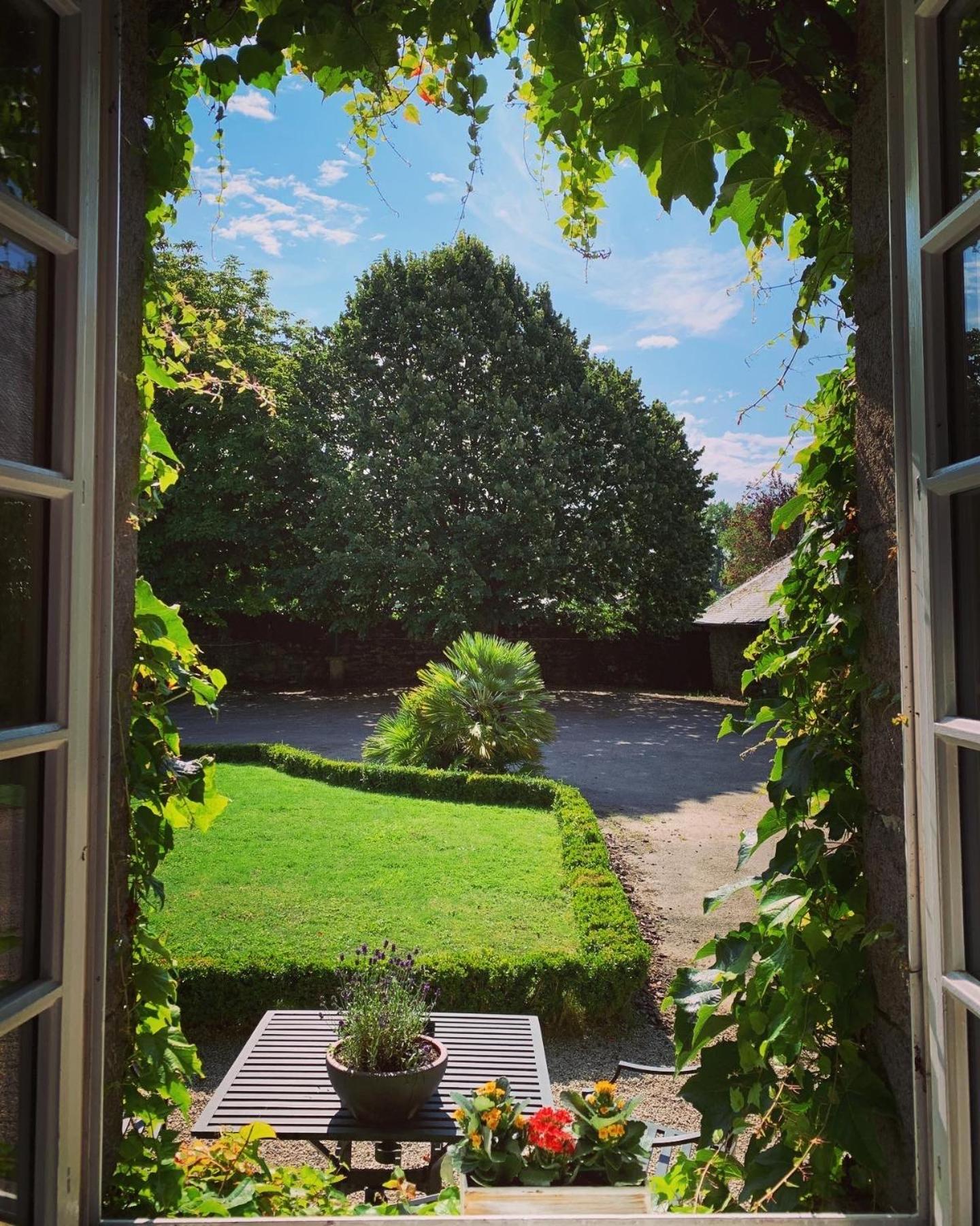Manoir De La Begaudiere Mont-Dol 객실 사진